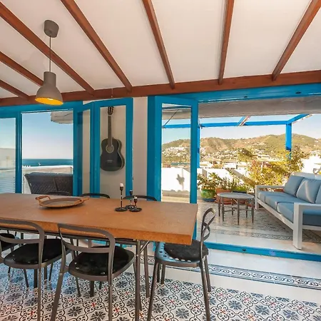The Blue House Holiday home *